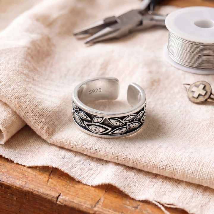 Sandra Eclipse Ring
