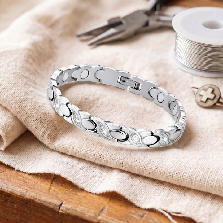 Sandra Gleam Ring