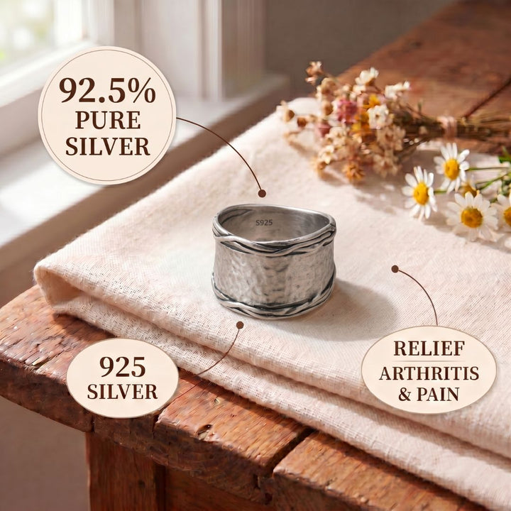 Sandra Rustic Ring