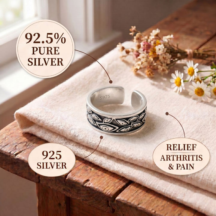 Sandra Eclipse Ring